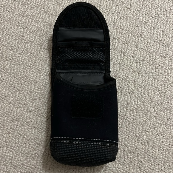 Roots camera case - Picture 5 of 8